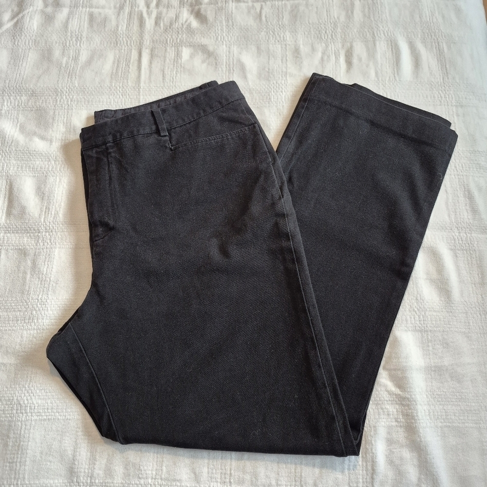 Gap women's 18 black stretch chino 3 pocket GUC
